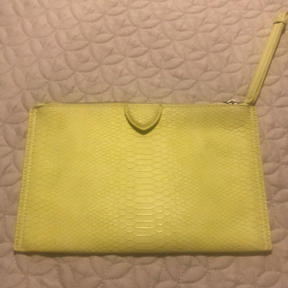 Clutch - Picture 1 of 3